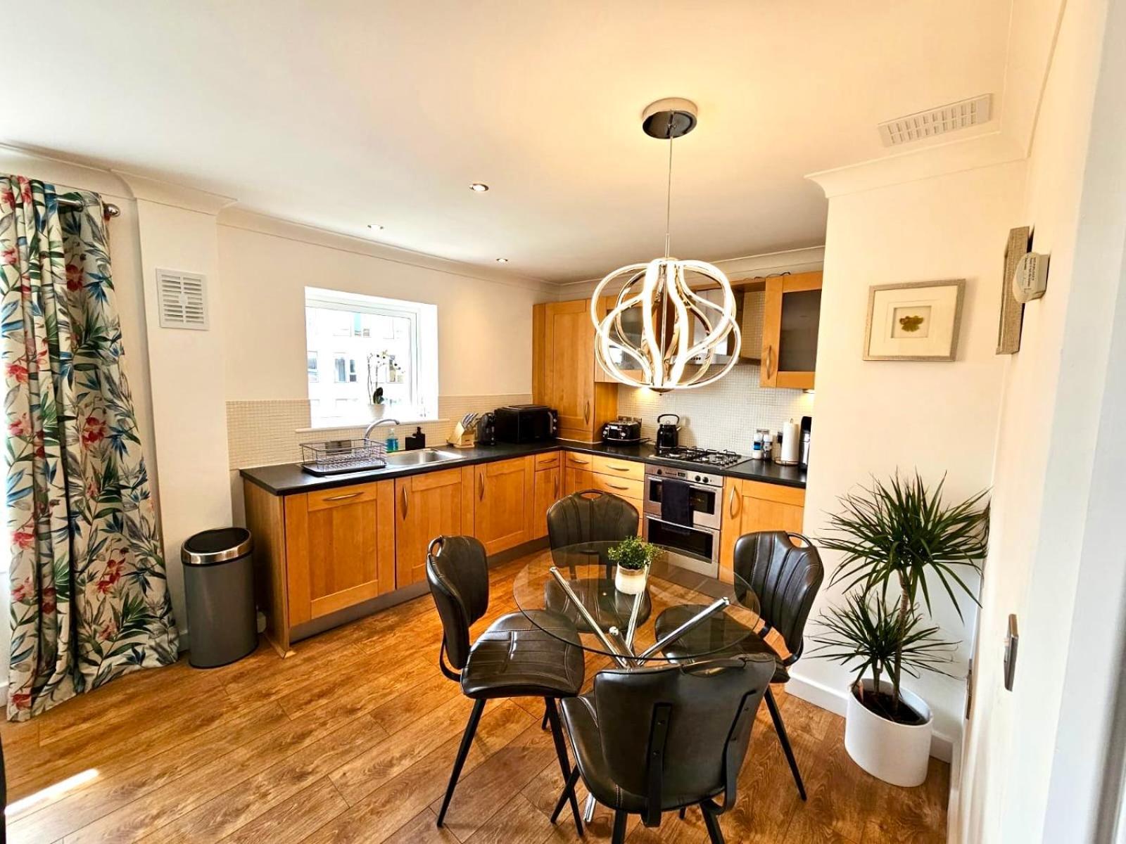 קאמברידג' Kiwi Tree Serviced Apartment מראה חיצוני תמונה